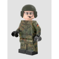 Modern German Tanker - Vrouw